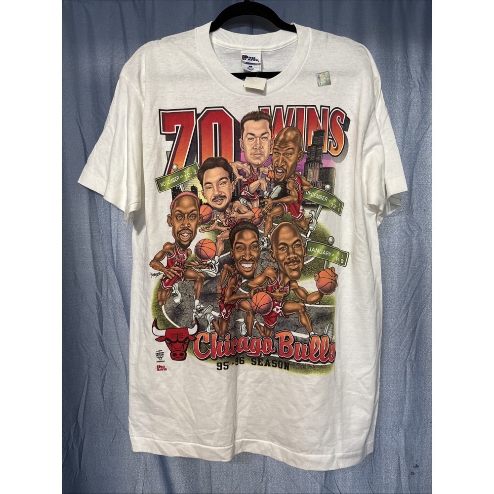 Vintage 90s Chicago Bulls T-Shirt 95-96 Season Michael Jordan Mens L NWT
